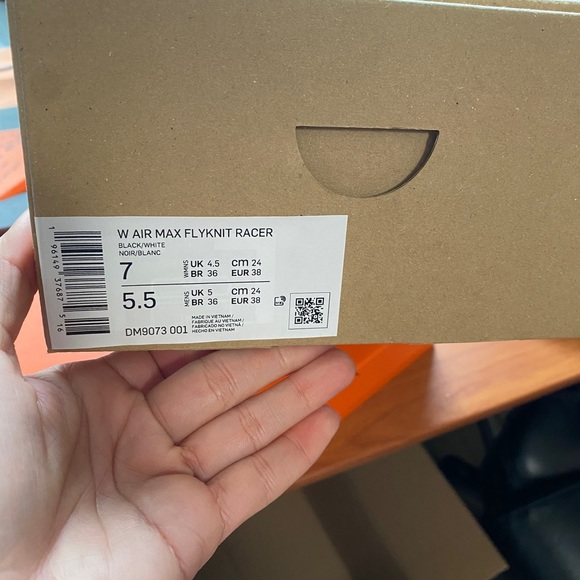 New with tags and box NIKE
Air Max Racer leather-trimmed Flyknit sneakers - Picture 7 of 11